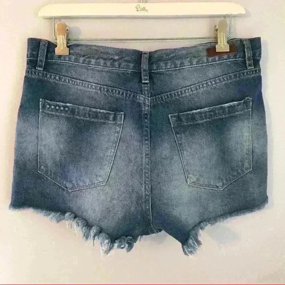 Blank NYC High Rise Distressed Denim Shorts - Picture 8 of 11